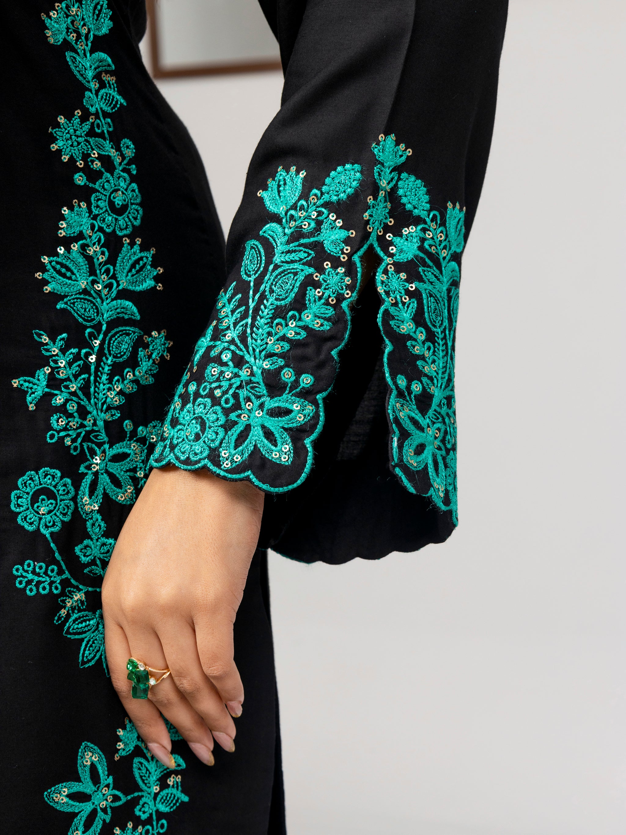 Emerald Night (Embroiderd - Stitched 3 Pcs)